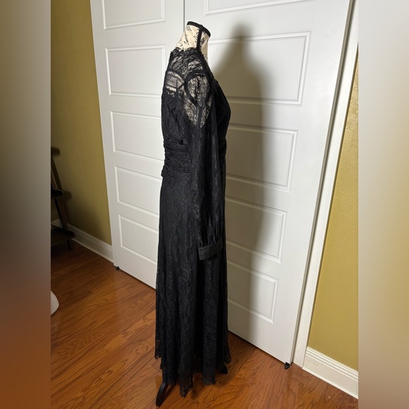 Pinko Sposare Chantilly Lace Maxi Dress - Picture 7 of 12